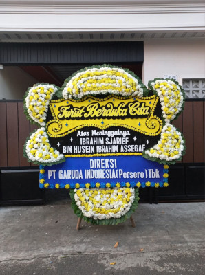 Papan Bunga Duka di Leato Utara